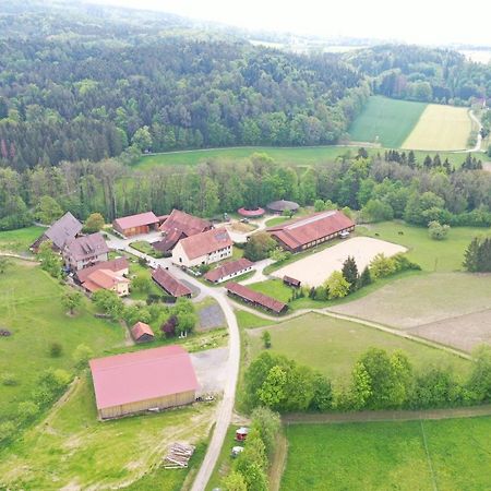 Ferienwohnung Bio Hofgut Wiggenweiler Bermatingen Exterior foto